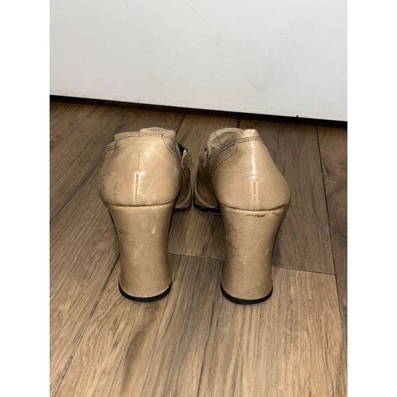 DOLCE & GABBANA  Vintage Beige Leather Square-Toe Slip-On Heeled Loafers Women's - Picture 7 of 10